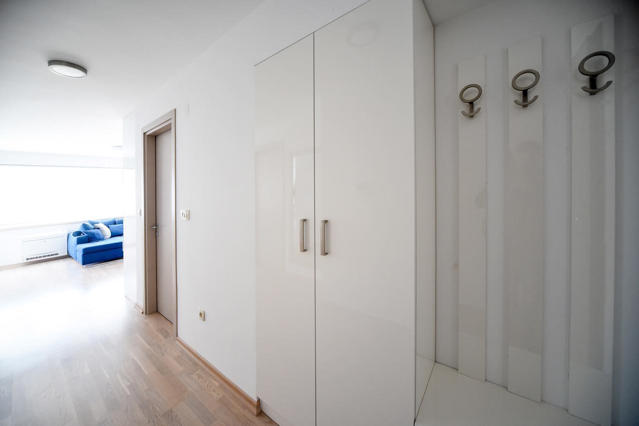 Lux Beach Apartment Budua Esterno foto
