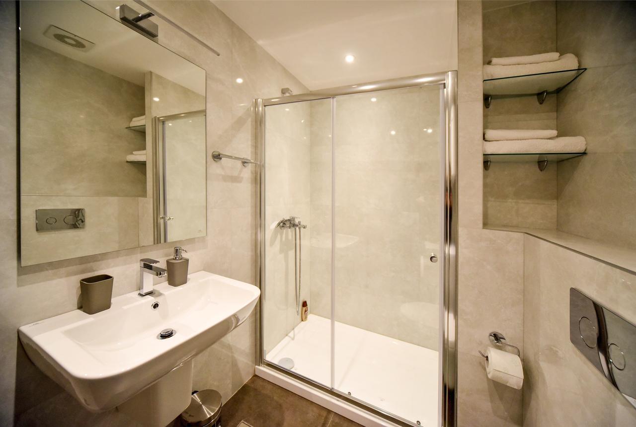 Lux Beach Apartment Budua Esterno foto