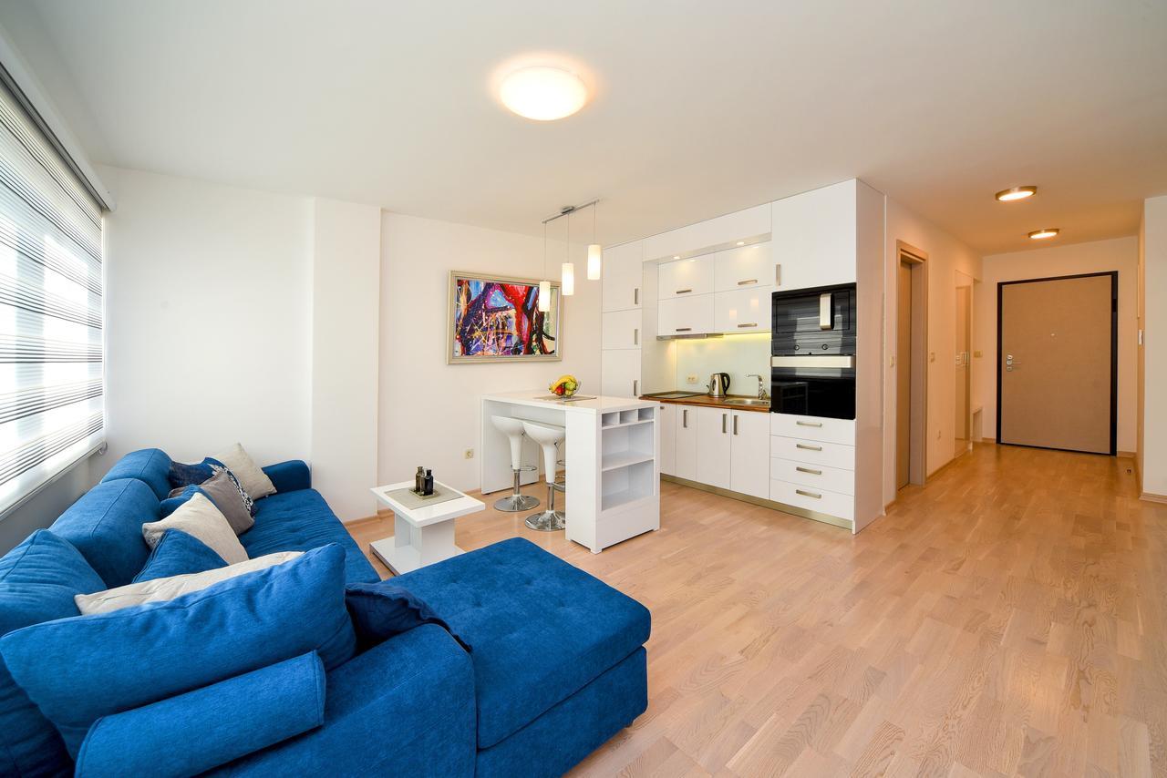 Lux Beach Apartment Budua Esterno foto